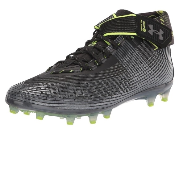 NEW Under Armour Men's Highlight Football Cleats - Picture 2 of 14